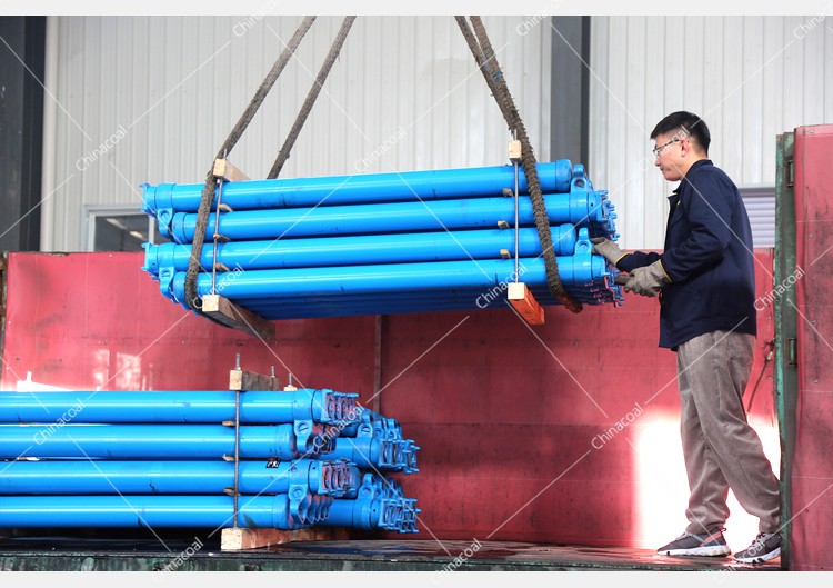 Le China Coal Group a envoyé les accessoires hydrauliques à Luliang, dans la province de Shanxi