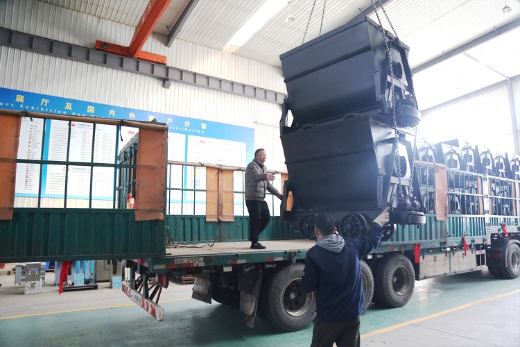 China Coal Group a envoyé un lot de wagons de mine à bascule à Guizhou