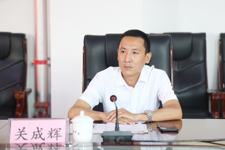 Les dirigeants des douanes de Jining ont rendu visite à China Coal Group pour guider les travaux