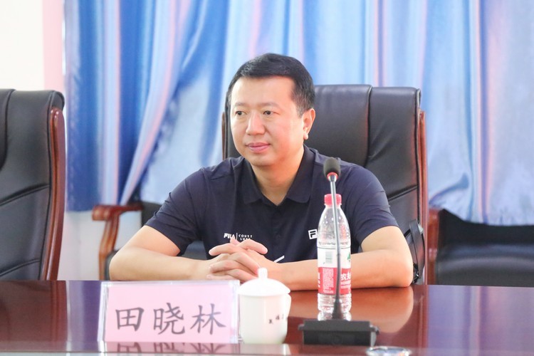 Les dirigeants des douanes de Jining ont rendu visite à China Coal Group pour guider les travaux